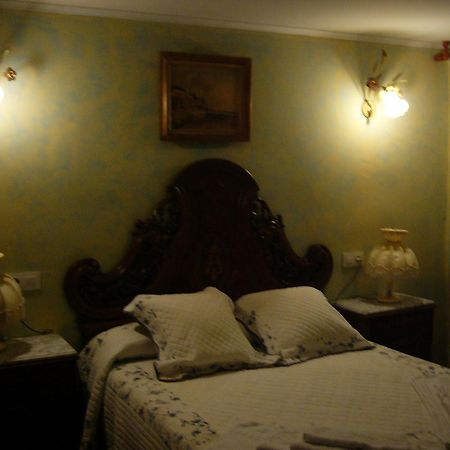 Casa Victoria Hotel Cirueña Buitenkant foto